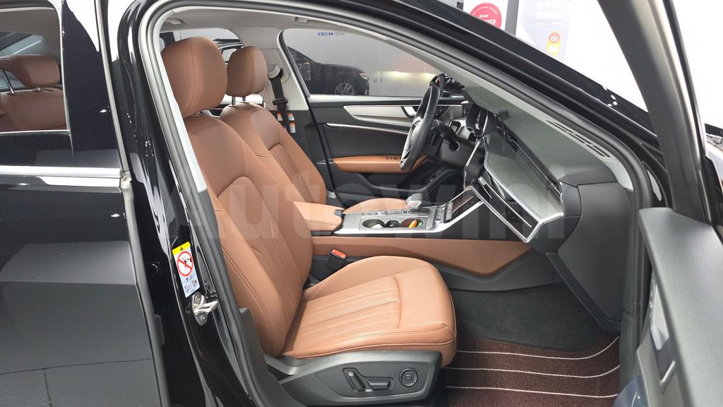 Audi A6(C8) 40 TDI — снимка 10