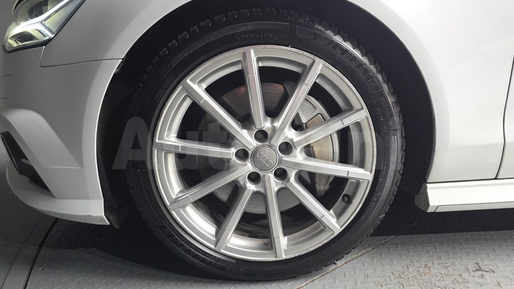 Audi New A6 40 TFSI Quattro Sport C7 — снимка 5