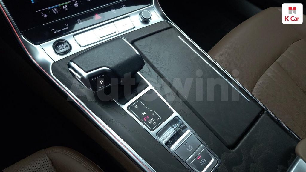 Audi A6 Gasoline 2WD — снимка 12