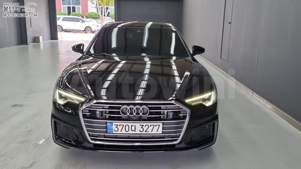 Audi A6(C8) 40 TDI Quattro Premium — снимка 3