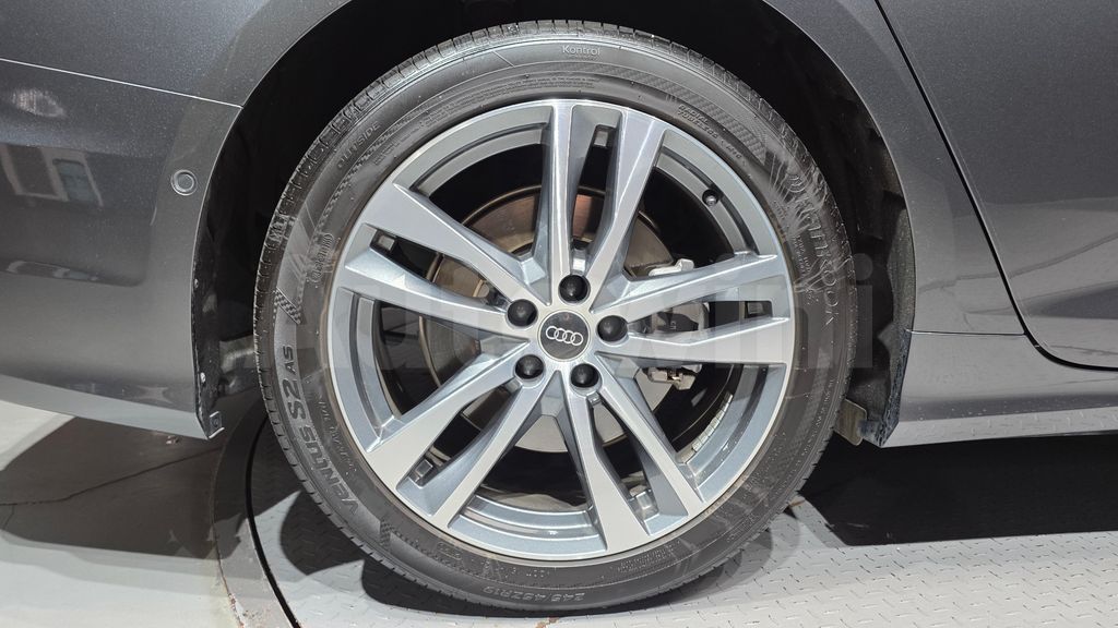 Audi A6(C8) 45 TFSI Premium — снимка 5