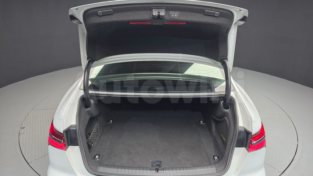 Audi A6(C8) 45 TDI Quattro Premium — снимка 20