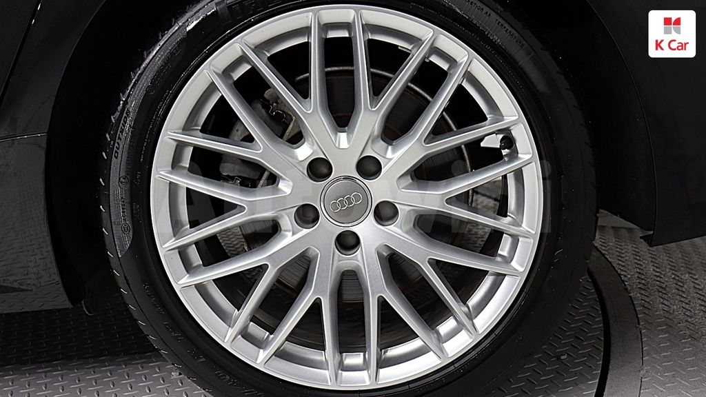 Audi New A6 40 TFSI Premium — снимка 3