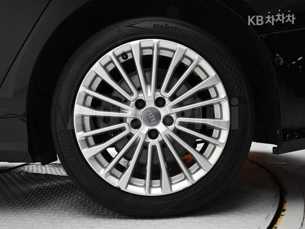 Audi A6(C8) 45 TFSI Quattro Premium — снимка 5