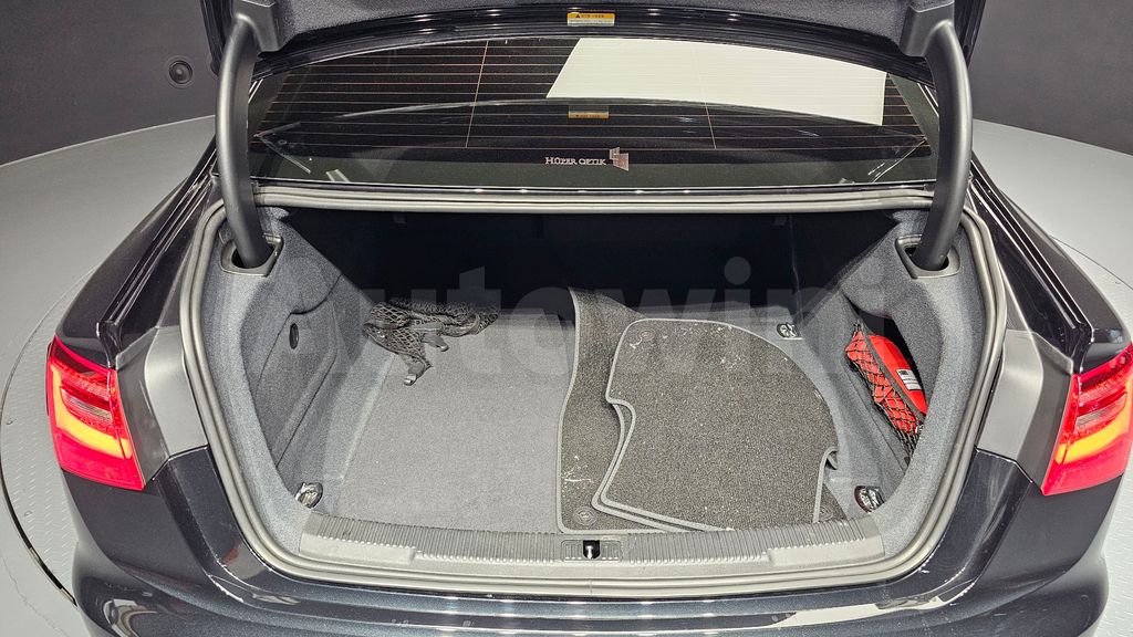 Audi New A6 2.0 TDI C7 — снимка 20