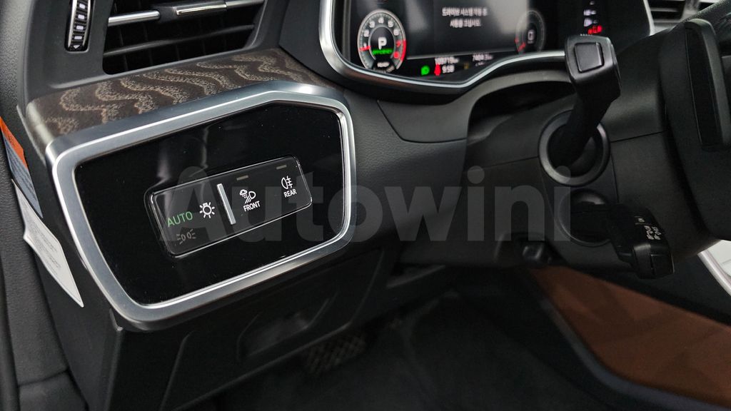 Audi A6(C8) 45 TFSI Premium — снимка 18