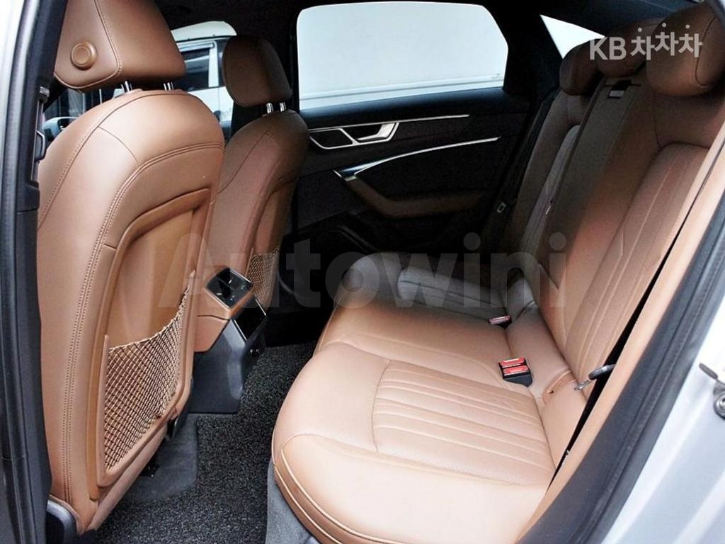 Audi A6(C8) 40 TDI Premium — снимка 6