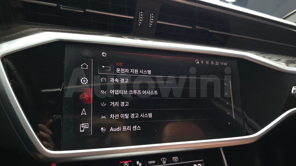 Audi A6(C8) 40 TDI Premium — снимка 17