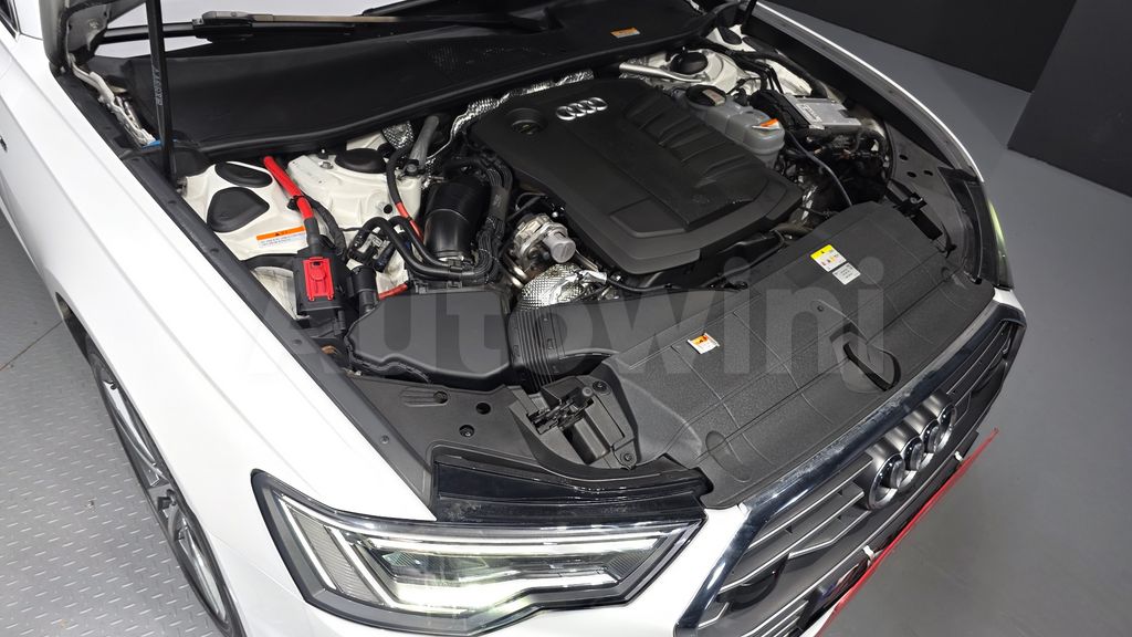 Audi A6(C8) 40 TDI Premium — снимка 6