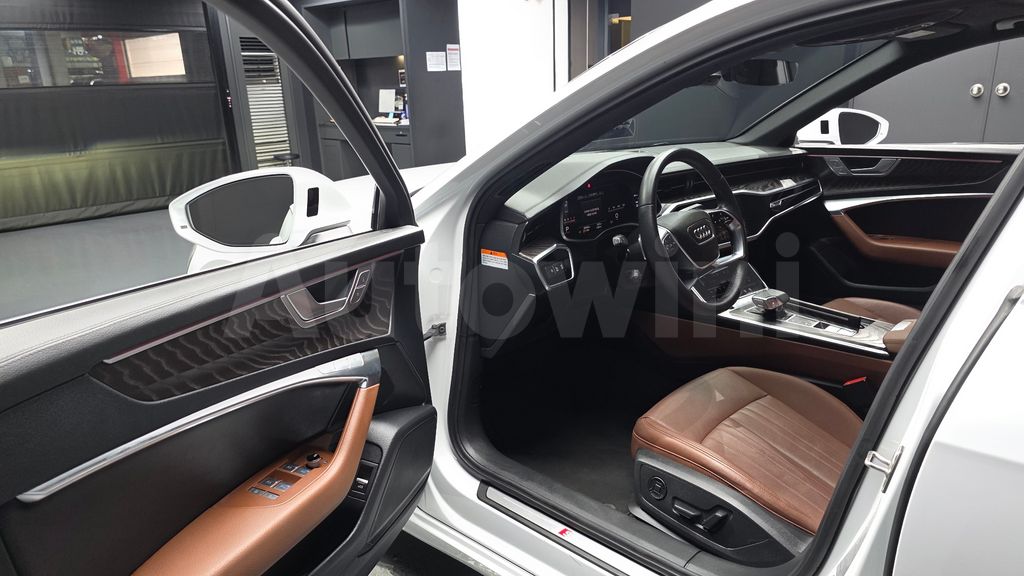 Audi A6(C8) 40 TDI Premium — снимка 10