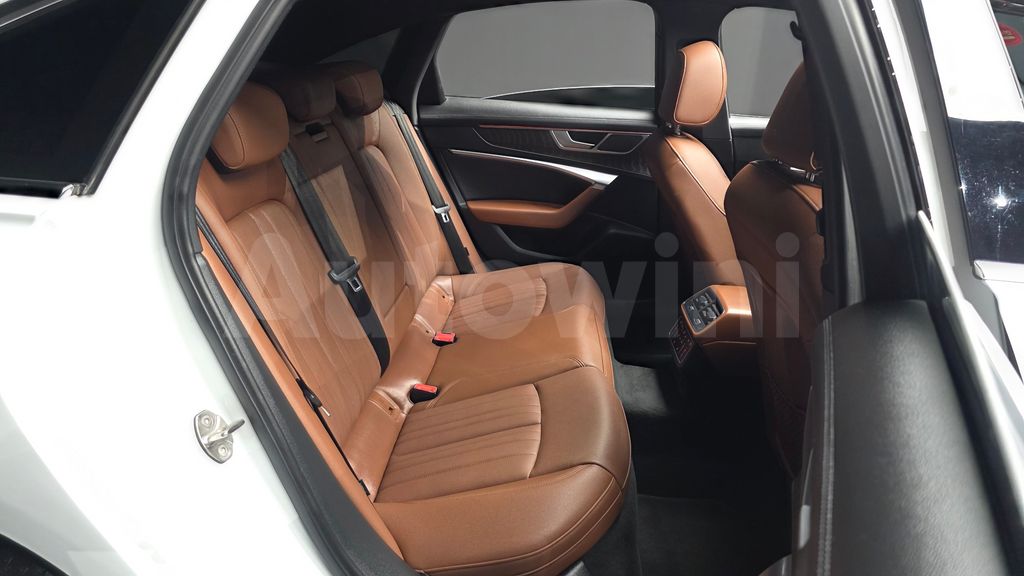 Audi A6(C8) 40 TDI Premium — снимка 11