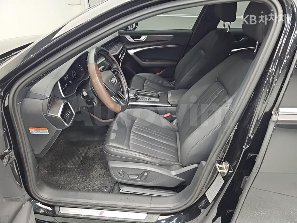 Audi A6(C8) 40 TDI Quattro Premium — снимка 11