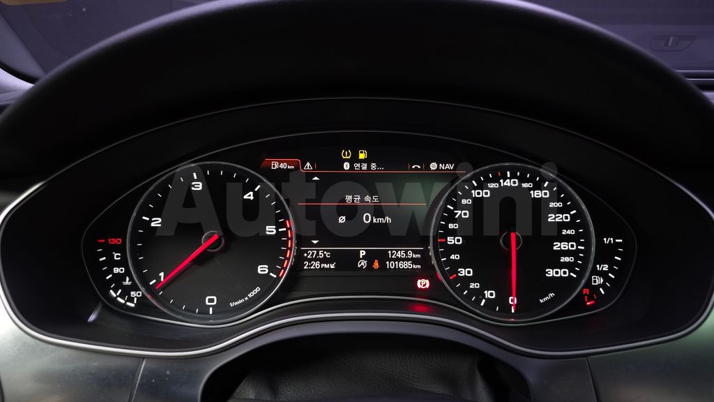 Audi New A6 2.0 TDI C7 — снимка 8