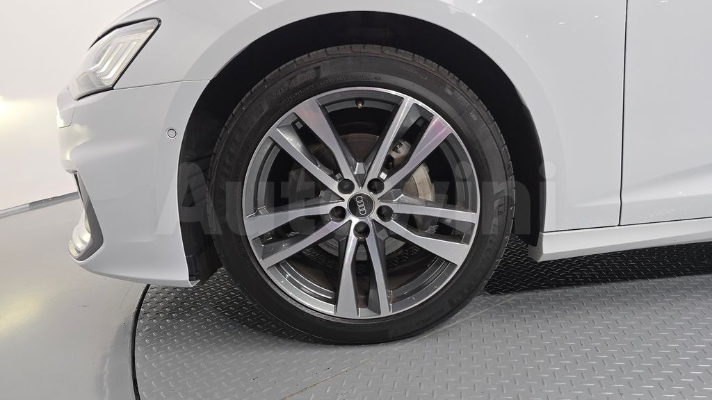 Audi A6(C8) 40 TDI Premium — снимка 5