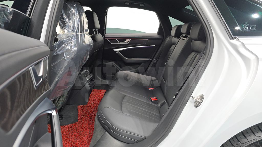 Audi A6(C8) 40 TDI Premium — снимка 12