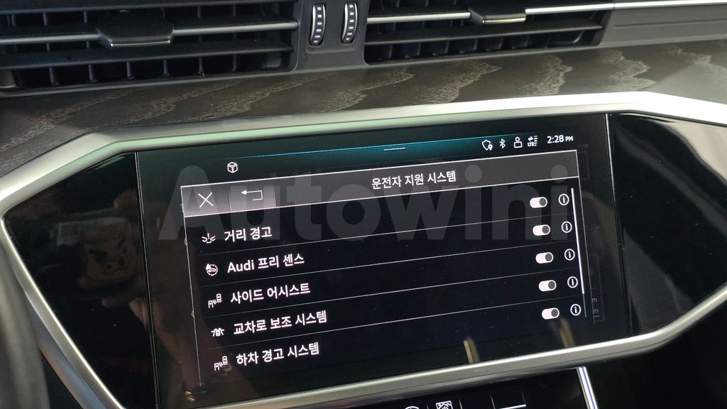 Audi A6(C8) 40 TDI Quattro Premium — снимка 16