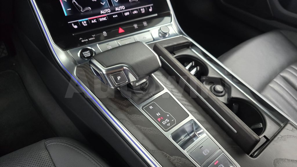 Audi A6(C8) 40 TDI Quattro Premium — снимка 9