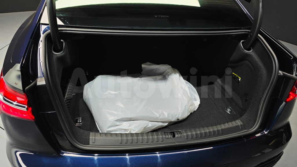 Audi A6(C8) 50 TDI Quattro Premium — снимка 17