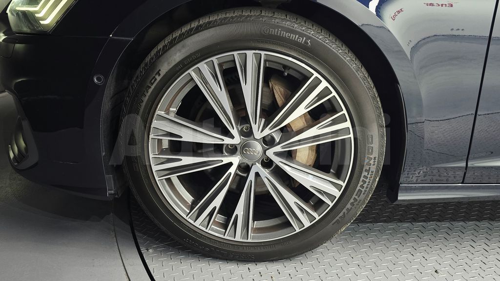 Audi A6(C8) 50 TDI Quattro Premium — снимка 5