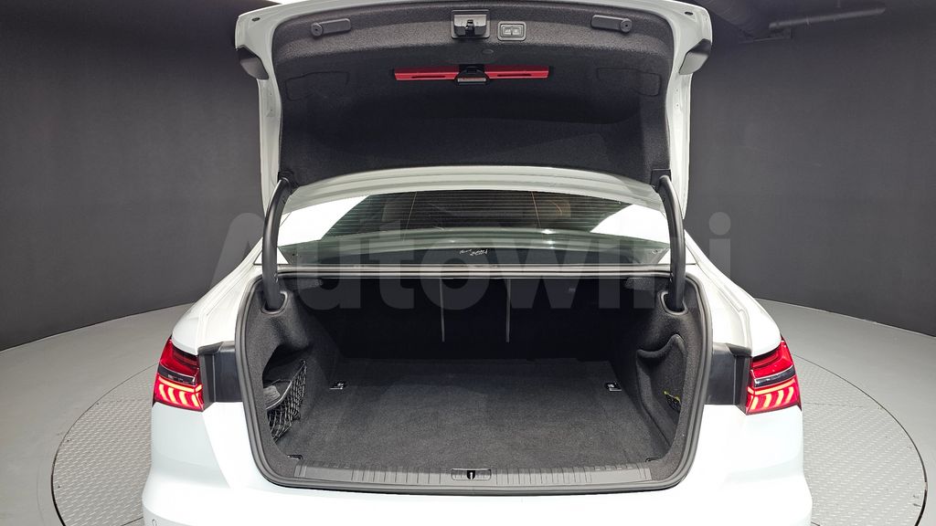 Audi A6(C8) 45 TDI Quattro Premium — снимка 20
