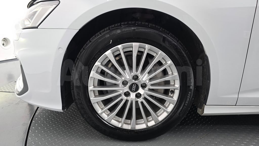 Audi A6(C8) 45 TFSI Premium — снимка 4