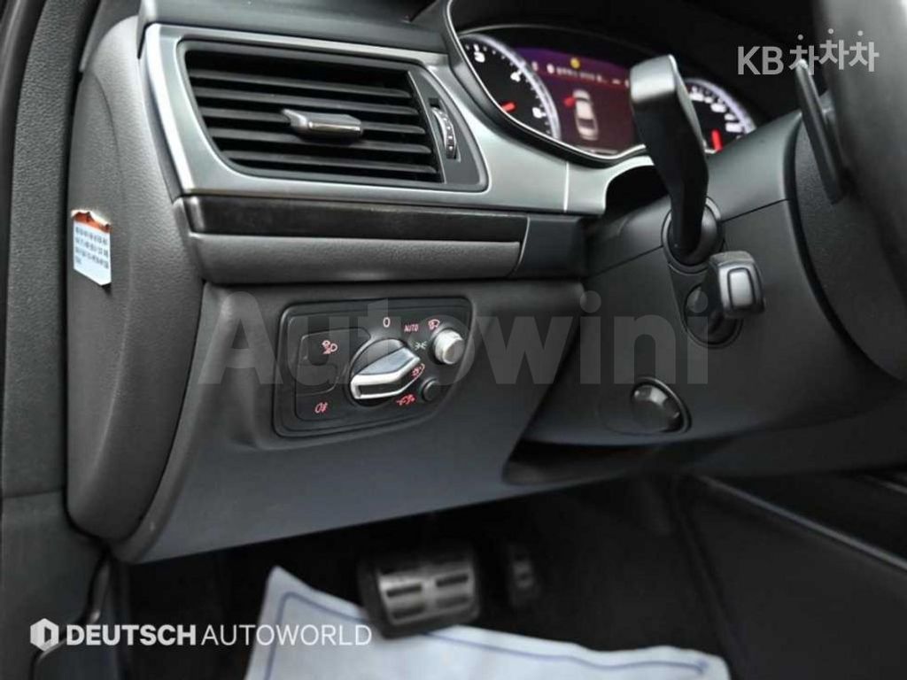 Audi A6 40 TDI Quattro Premium C7(15~) — снимка 17