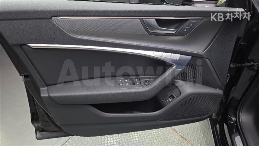 Audi A6(C8) 45 TFSI Basic — снимка 13