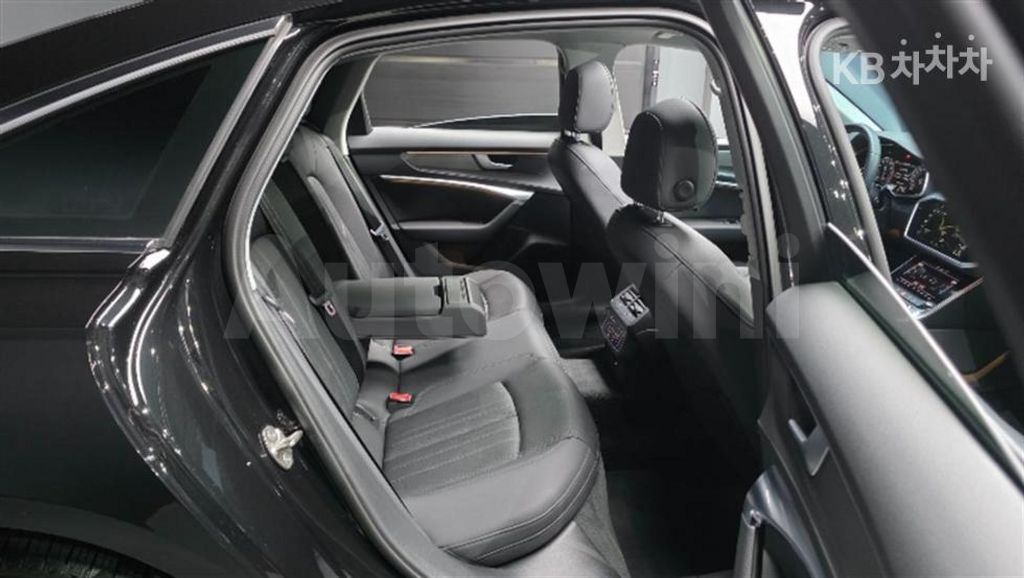 Audi A6(C8) 45 TFSI Basic — снимка 18