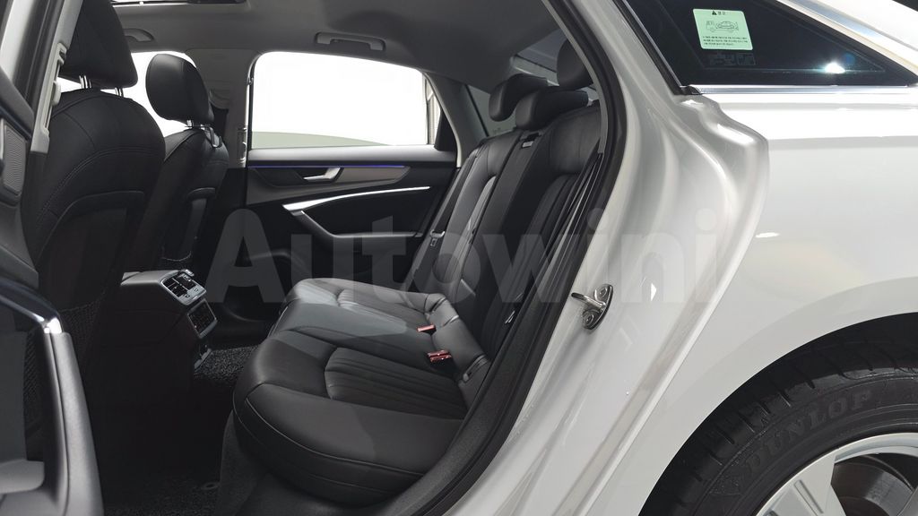 Audi A6(C8) 45 TFSI Quattro — снимка 11