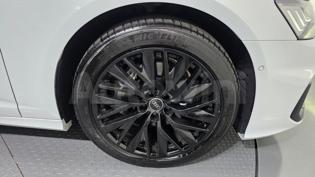 Audi A6(C8) 45 TFSI Quattro Premium — снимка 4