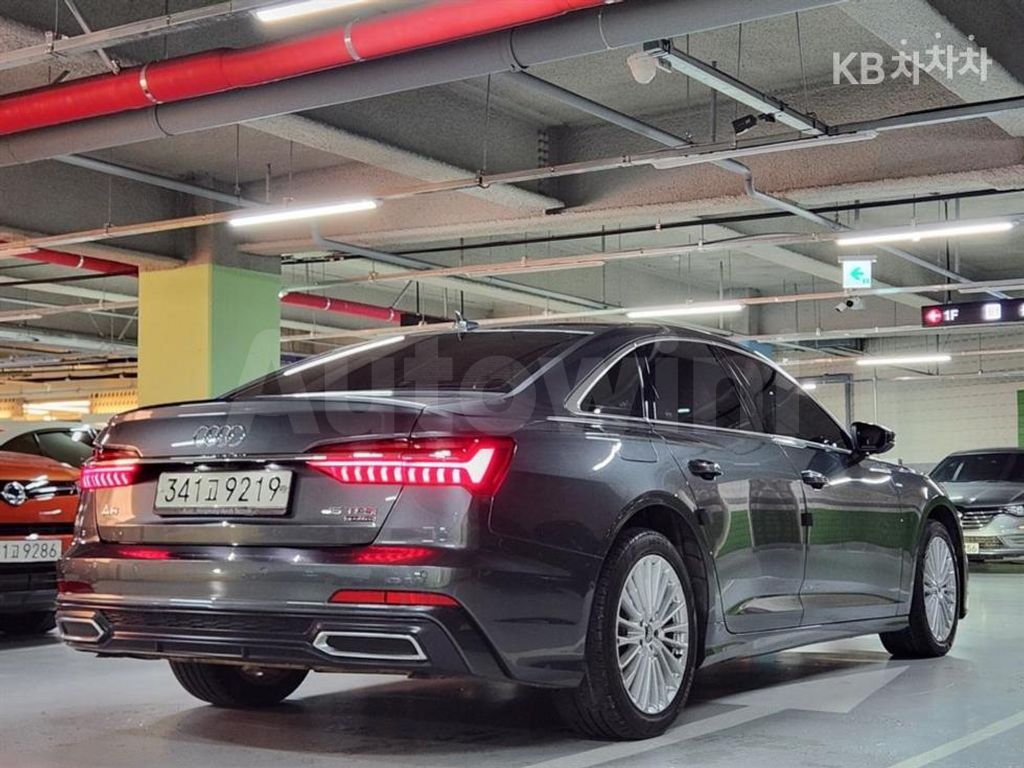 Audi A6(C8) 45 TFSI Quattro Premium — снимка 3