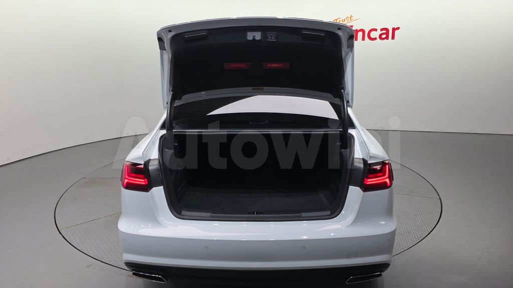 Audi New A6 35 TDI Premium C7 — снимка 18
