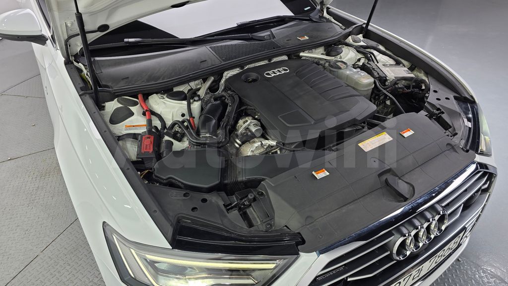 Audi A6(C8) 40 TDI Quattro Premium — снимка 6