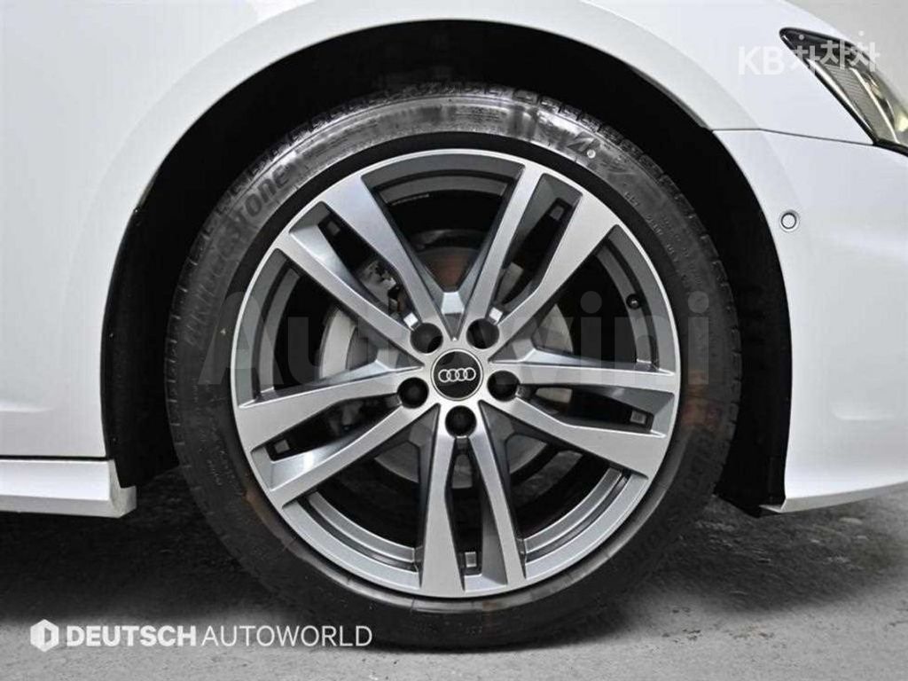 Audi A6(C8) 40 TDI Premium — снимка 5