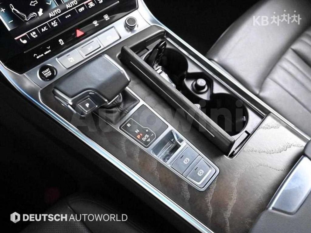 Audi A6(C8) 40 TDI Premium — снимка 9