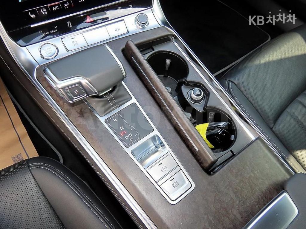 Audi A6(C8) 45 TDI Quattro Premium — снимка 11