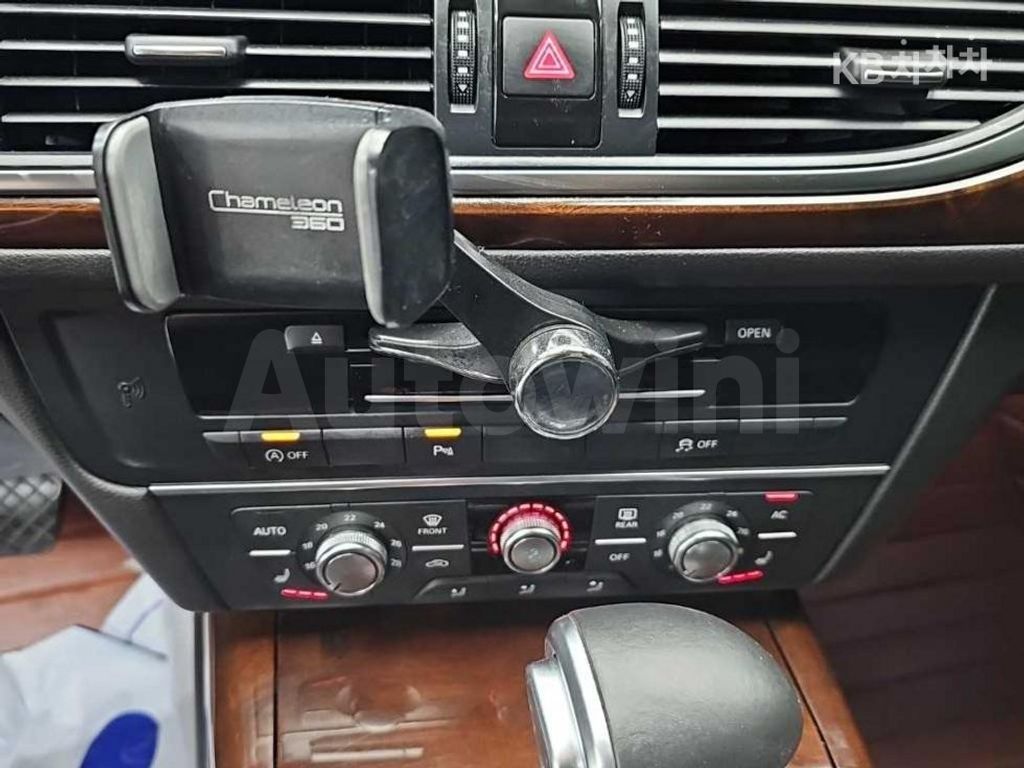 Audi A6 2.0 TDI C7 Dynamic — снимка 10