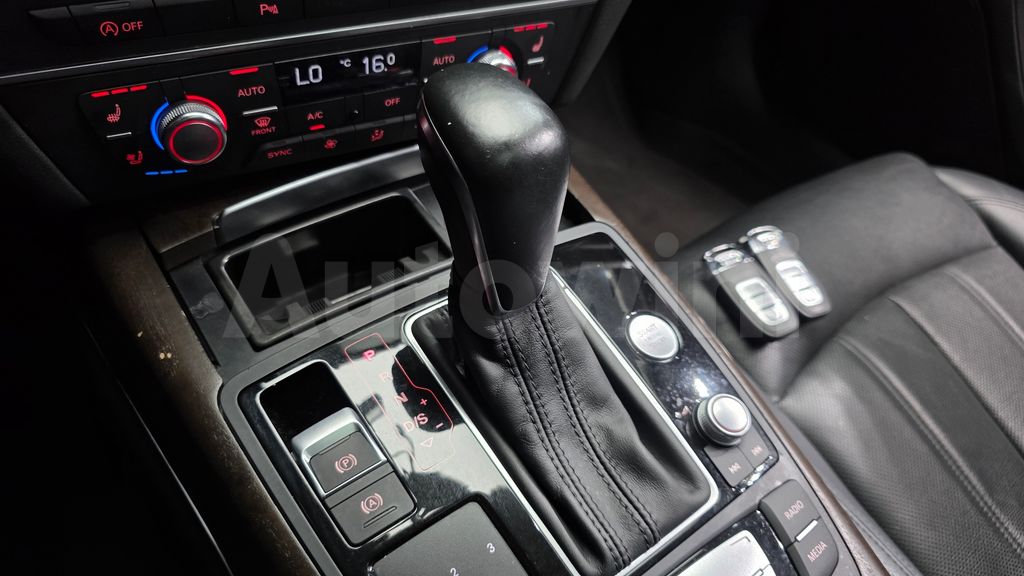 Audi New A6 35 TDI Premium C7 — снимка 9