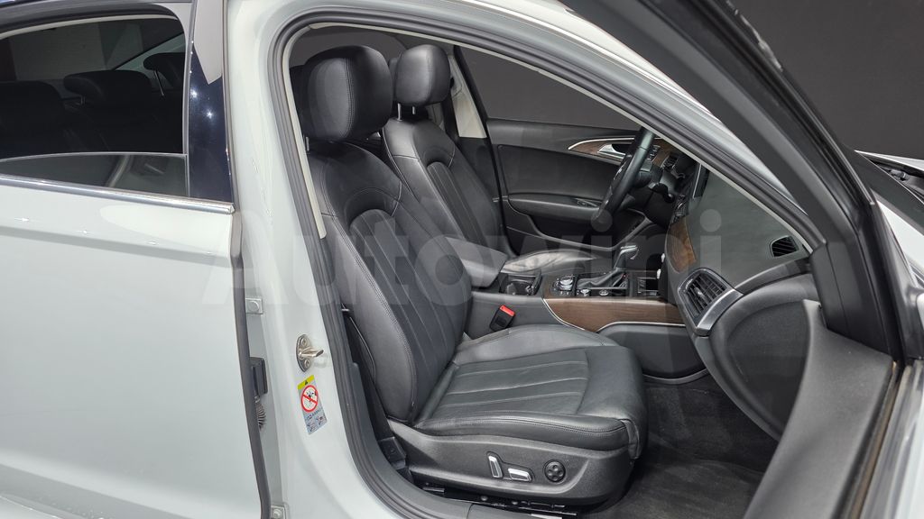 Audi New A6 35 TDI Premium C7 — снимка 12