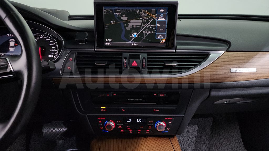 Audi New A6 40 TDI Quattro Premium C7 — снимка 13
