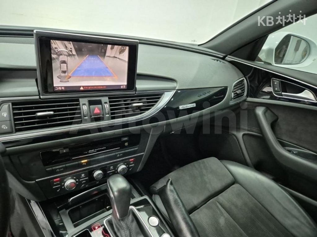 Audi A6 40 TDI Quattro Sports C7(15~) — снимка 10