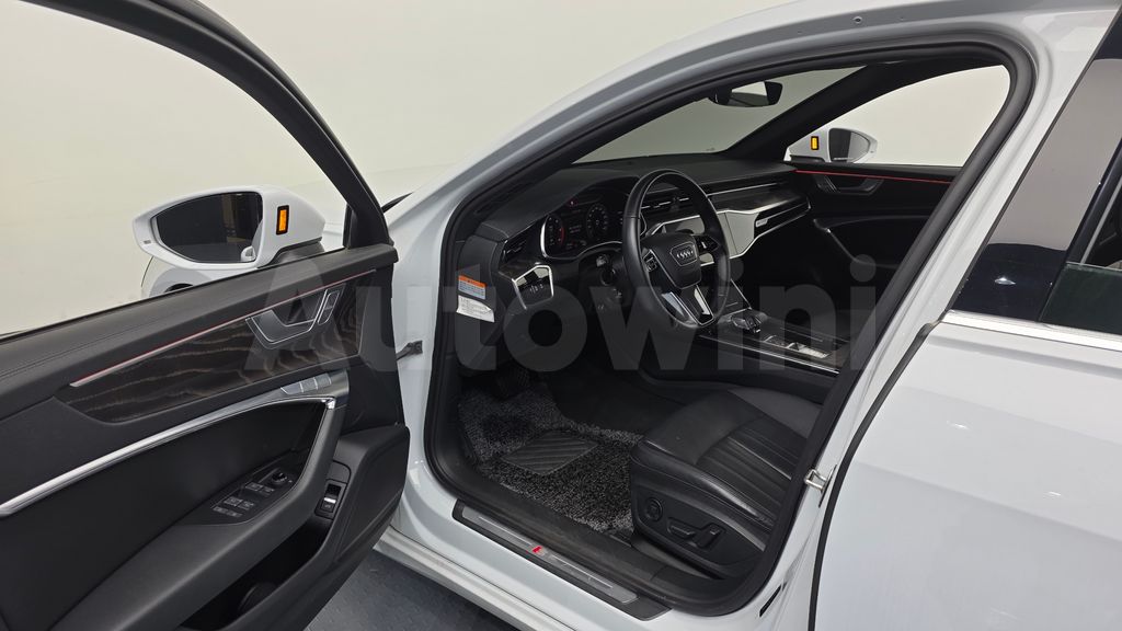 Audi A6(C8) 40 TDI Premium — снимка 10