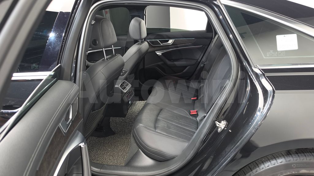 Audi A6(C8) 45 TDI Quattro Premium — снимка 11
