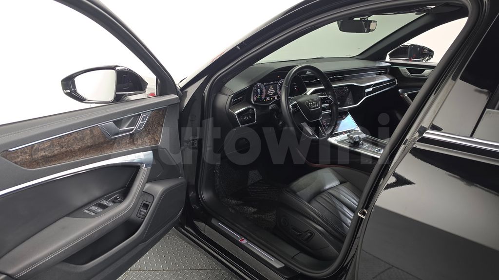 Audi A6(C8) 45 TDI Quattro Premium — снимка 10