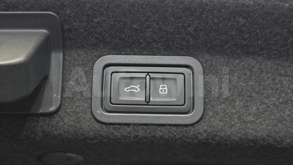 Audi A6(C8) 45 TDI Quattro Premium — снимка 15