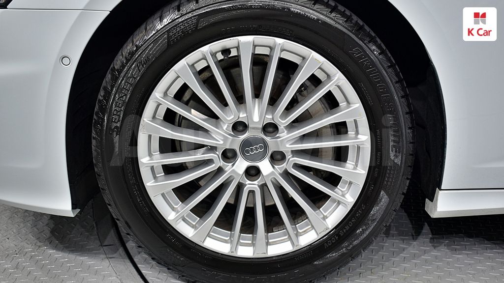 Audi A6 Gasoline 4WD — снимка 4