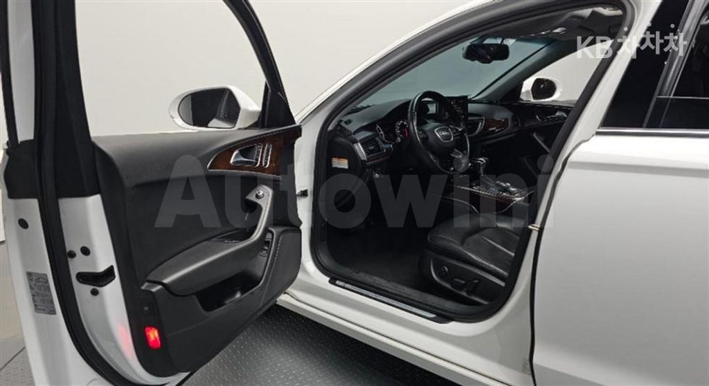 Audi A6 3.0 TDI Quattro C6 — снимка 7