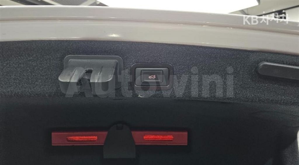 Audi A6 3.0 TDI Quattro C6 — снимка 12