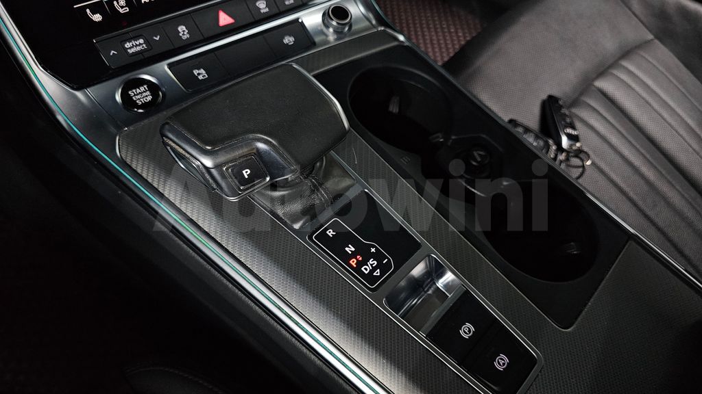 Audi A6(C8) 45 TFSI — снимка 8