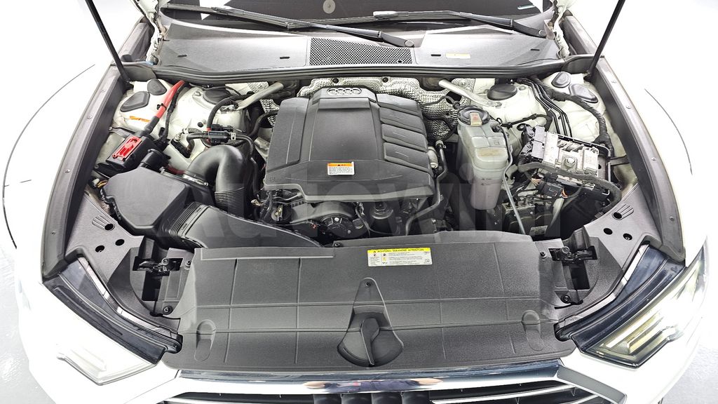 Audi A6(C8) 45 TFSI — снимка 5